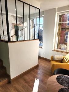 Appartements Studio Delvincourt - Rue Calme dans centre - Parking gratuit a proximite : photos des chambres