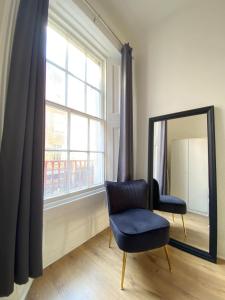 Stay in the heart of Soho