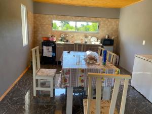 La casa de la comodidad piscina y barbacoa