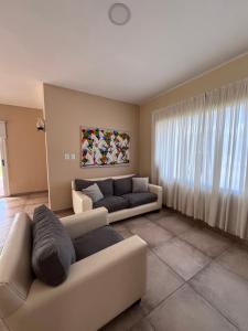 Pergolas Guest House - Pileta, Vinos y Montaña