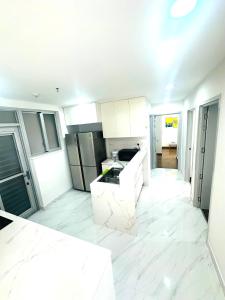 Three Bedrooms in Scenic Valley 2