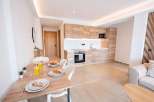 New Luxurious Arenal Apartment