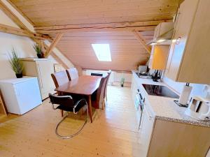 III Apartment 6 Personen - Monteurzimmer - Ferienwohnung - Dingolfing