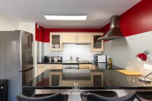 Les Armateurs Charming Gem in the City Center Private Parking 2 Guest