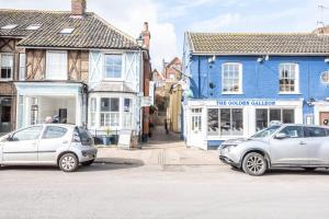 Stones Throw, Aldeburgh