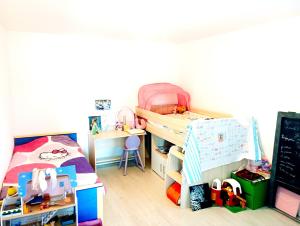 Maisons de vacances Magnifique batisse champenoise, jardins, billards, parking : photos des chambres