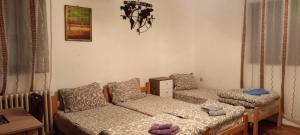 rm castell apartments