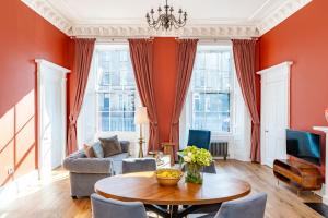 Dragon Suites Luxury Apartments at 9 Albyn Place