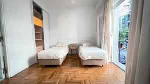 Luminoso en Recoleta cerca del Cementerio