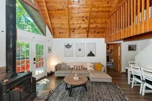 Alpine A-frame Tranquil Retreat in Big Bear Lake! - بيغ بير لاكي