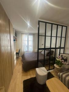 Studio champs Elysée - 4-Sterne-Hotels in Paris