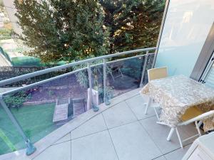 T2 climatisé avec balcon, garage et wifi - proche mer et gare - FR-1-196-371