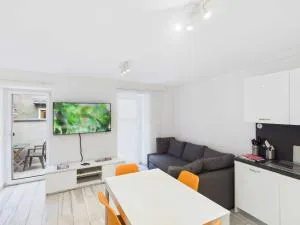 Sonvico Court House Charming Lodge in Lugano - Dino