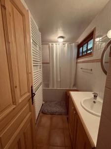 Appartements Charmant appartement avec jardin et magnifique vue : photos des chambres