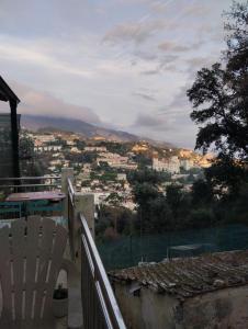 Chalets Mini Chalet Nature proche mer a Menton : photos des chambres