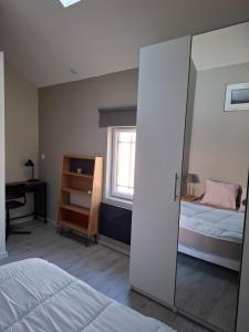 Appartements Duplex en centre-ville : photos des chambres