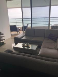 Hermoso departamento en tonsupa FONTAINE BLUEA