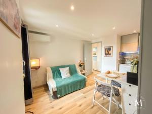 Appartements Studio climatise dans le centre-ville de Sanary : photos des chambres