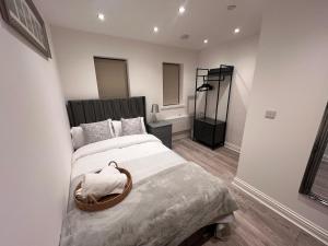 Apartment 2 The Baileys Cwm Sleeps 2