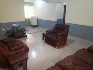 Alidiat apartments - Ondo