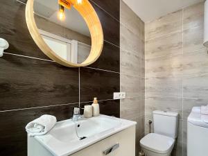 1 Bedroom apartment with fantastic sea views