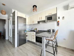 1 Bedroom apartment with fantastic sea views