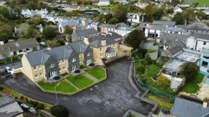 Number 1 Bank House - Derreennatra