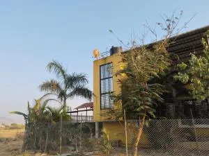 White smoke villa - Igatpuri