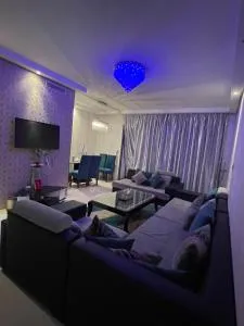 Beachside Charming Apartment - 塔马里斯