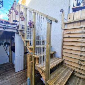 Haut de villa, terrasse, barbecue, vélos