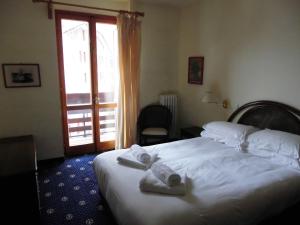Double or Twin Room with View