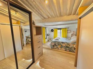 Appartements Toits Vieil Aix - Appartement de charme avec terrasse d'exception centre ville historique proche Cardeurs Et Mairie : photos des chambres