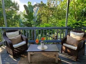 MaeStorm Gardens Relax:Reload:Refresh Private room in nature lodge - Beacon Bay