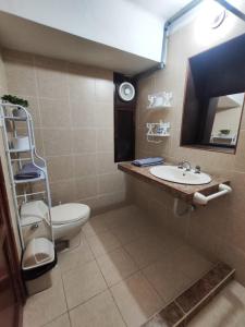 Céntrica y amplia habitación queen Av Larco