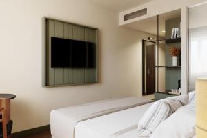 The Honest Budapest by Chic & Basic