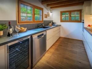 Chalet Morclan - OVO Network