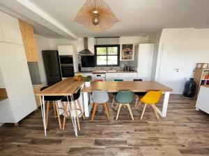 Villas Villa 3 chambres piscine petanque clim : photos des chambres