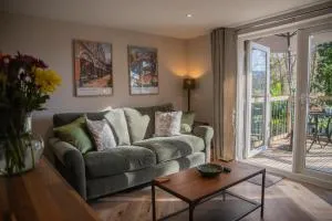 Rivers Edge - 马奇温洛克