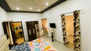 Comfy Homes- Fully Furnished Independent Floor