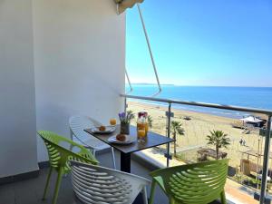 Brisa del Mar Beachfront Apartments
