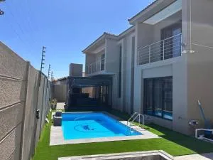 Enclaves Villa - Bloubergsvlei