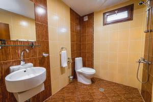Eleganza Family Hotel - Free Parking