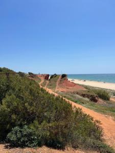 Sea-Stretch viewing SuperKing flat by BentoBox