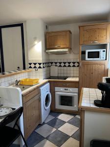 Appartement T2 à 50 m de la plage, proche des commodités