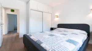 VACAY Villa Pinos, en un entorno tranquilo en la Costa Brava, LEscala