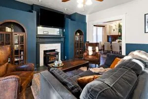 Ideal For Big Groups and Family Retreats! Sleeps 17 - Canonsburg