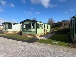 Cosy Blencathra Static Caravan Sited at Natland Caravan Park - Old Hutton