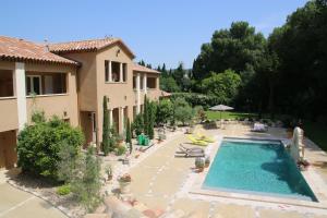 Sejours a la campagne La Bastide des Cypres : photos des chambres