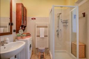 Alice House Terrace & Lake view - Happy Rentals