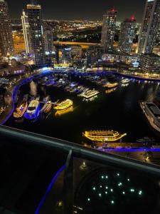 Sparkle Towers by Swarovski - Dubai Marina - High Floor - Beach Resort Sunset view